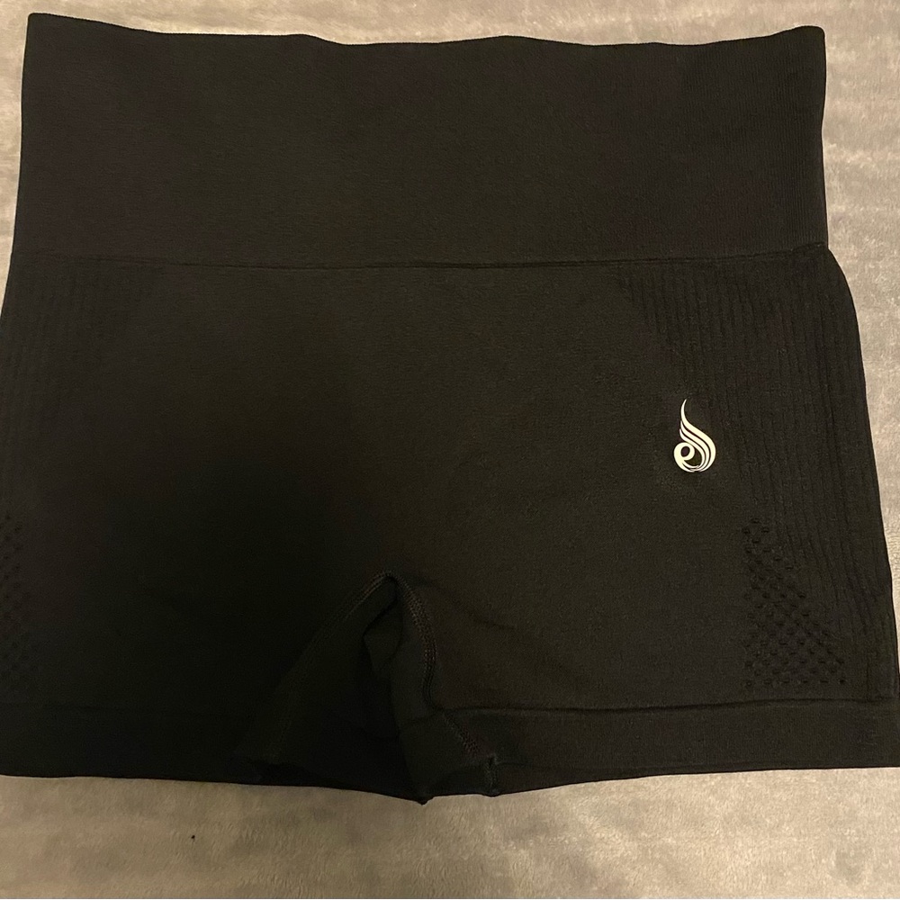 Ryderwear seamless shorts medium